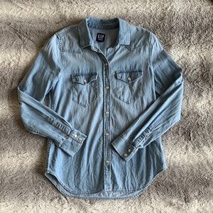 GAP Chambray Button Up